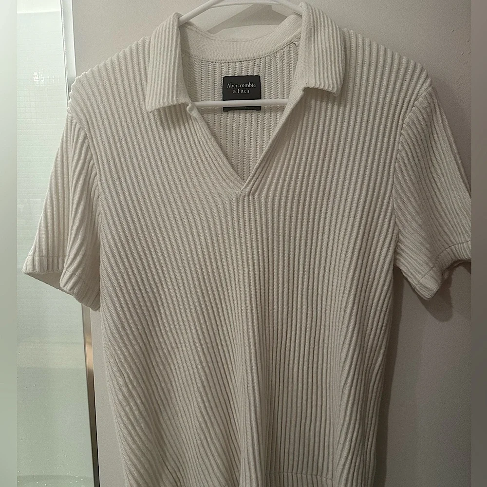 Polo - Picture 1 of 2